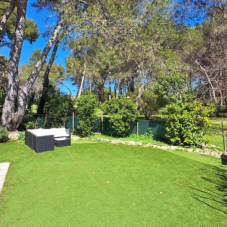 Maisonnette Au Milieu Des Pins Mougins Exterior foto